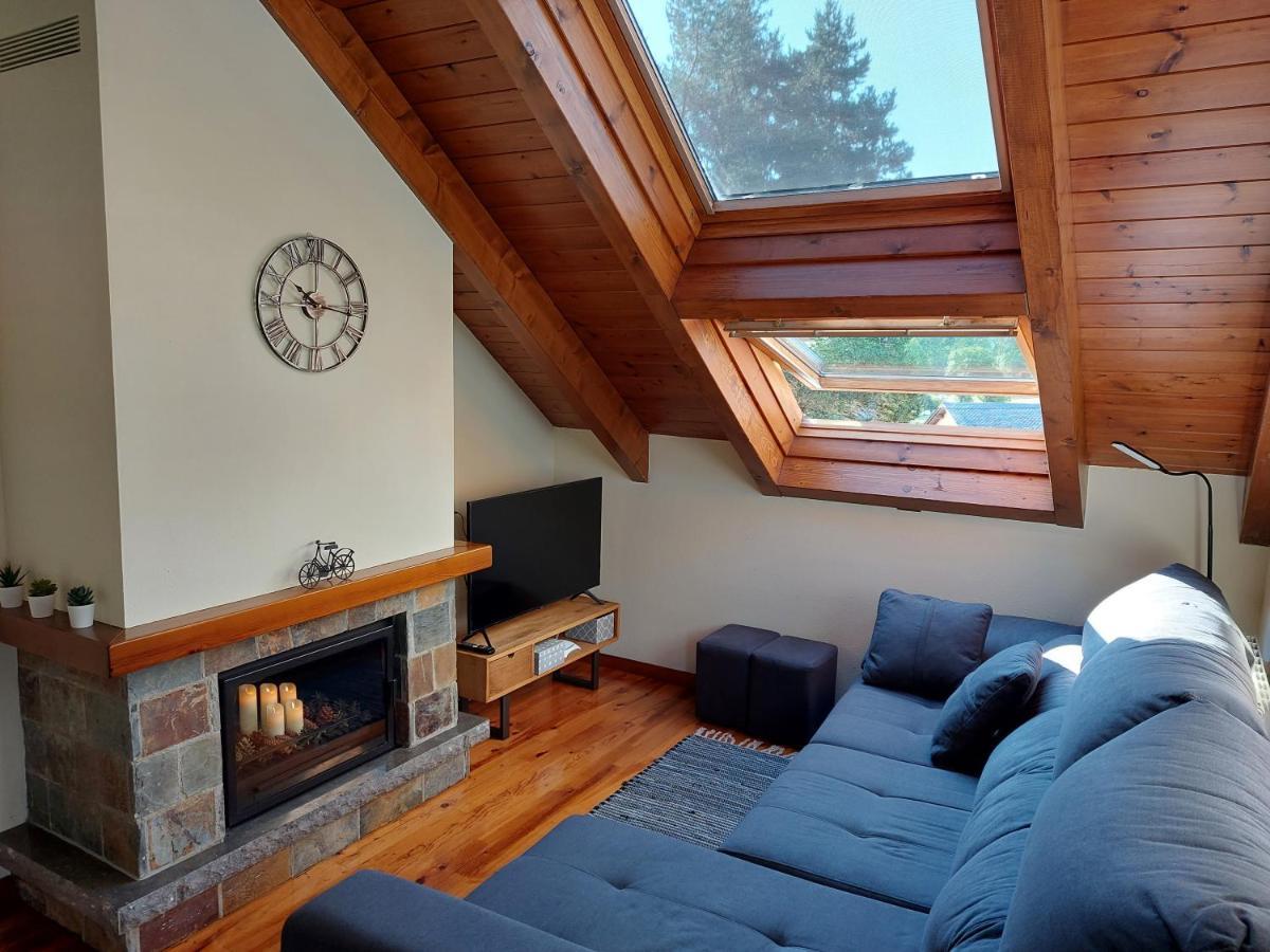 Family Attic Esterri Эстерри-д'Анеу Экстерьер фото